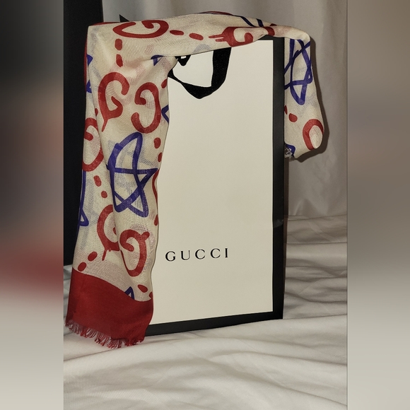 - Gucci long Scarf handmade from Gucci 100%authentic - Picture 17 of 17
